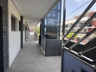 Flat in Les Botigues de Sitges. Piso en venta frente al mar en castelldefels