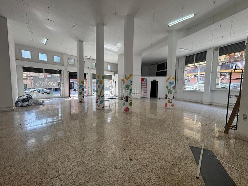 Foto dc05a626-3654-46db-89b2-03f78b1825fc. Local comercial a La Roureda Viladecans