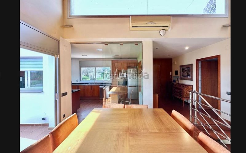 Foto e0e47df7-6a75-4dc5-8056-d43003f1e2df. Casa amb calefacció aparcament a Montmar Castelldefels