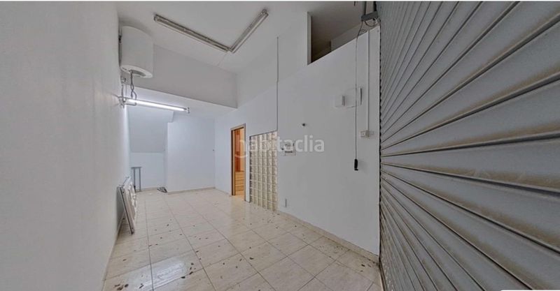 Foto 55d16cb4-d361-4590-8603-4026f4d46fb1. Casa amb aparcament a Passeig Maragall Gavà