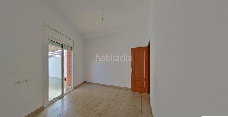 Foto fc27e0fe-450c-4d88-afb2-37fb78b3d6ac. Casa amb aparcament a Passeig Maragall Gavà