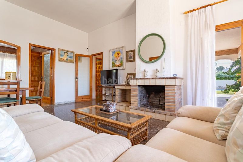 Foto b4790652-e8f0-4b53-8b0e-641cd4348fff. Casa con parcheggio piscina in Els Masos - Els Garrofers Coma-ruga