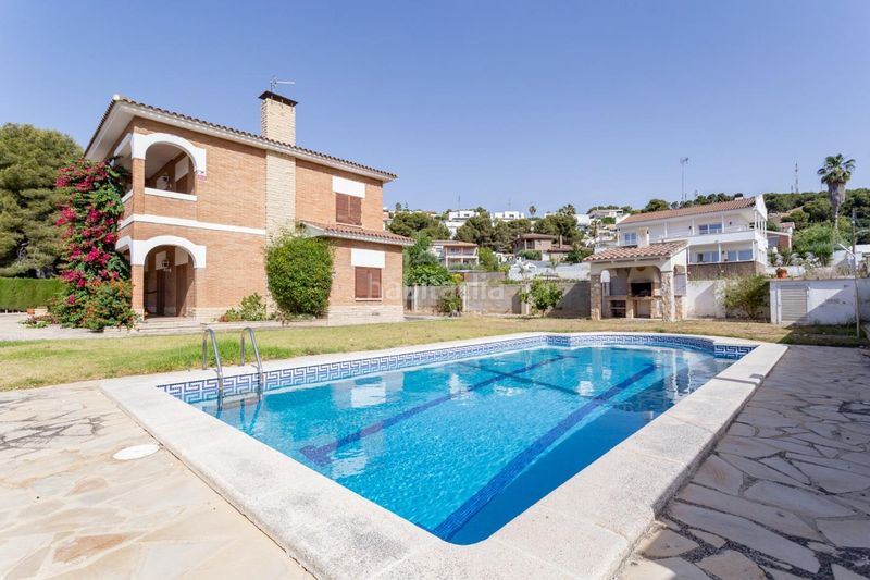 Foto fb3d0e8f-cc66-491f-8783-aafeca8bf771. Casa con parcheggio piscina in Els Masos - Els Garrofers Coma-ruga