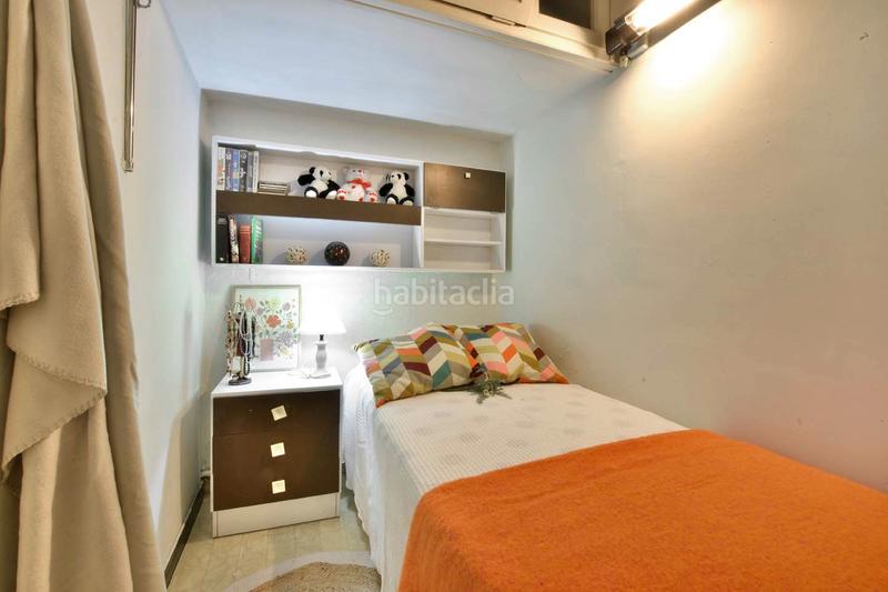 Foto 1dd3d216-8638-4cdf-ae0b-02844fa0d50a. Casa adossada a carrer de l'infant martí 57 a Ca n'Aurell Terrassa