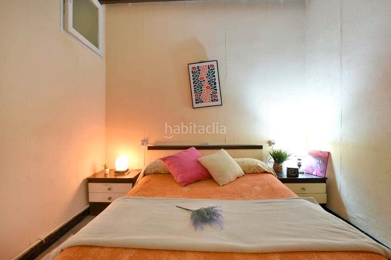 Foto 62c95e68-581c-43d2-9384-841ed6dbc2cd. Casa adossada a carrer de l'infant martí 57 a Ca n'Aurell Terrassa