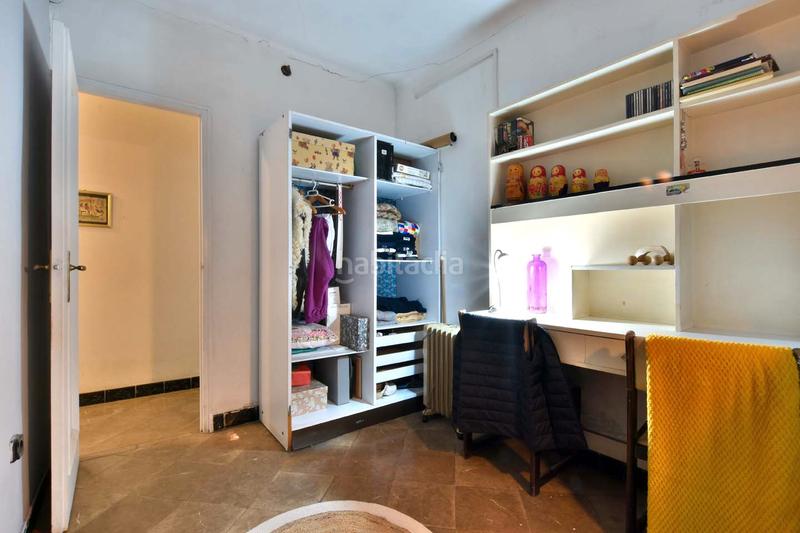 Foto 706e3029-02d5-494f-8e7b-7b9ad224d6aa. Casa adossada a carrer de l'infant martí 57 a Ca n'Aurell Terrassa