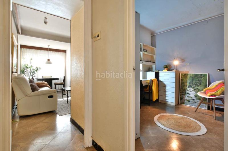 Foto 721024d5-cb3f-4c92-a6e5-a67a1763e3fa. Casa adossada a carrer de l'infant martí 57 a Ca n'Aurell Terrassa