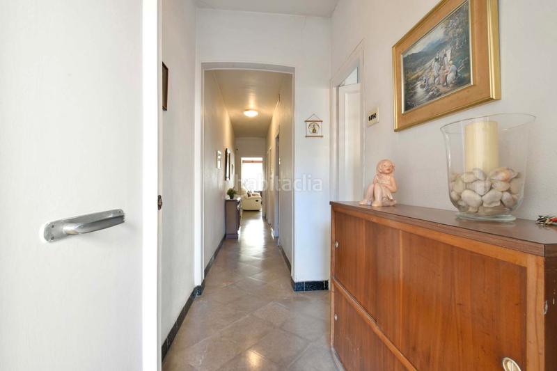 Foto dfc792b5-161b-474c-905f-5e5ccf81746c. Casa adossada a carrer de l'infant martí 57 a Ca n'Aurell Terrassa