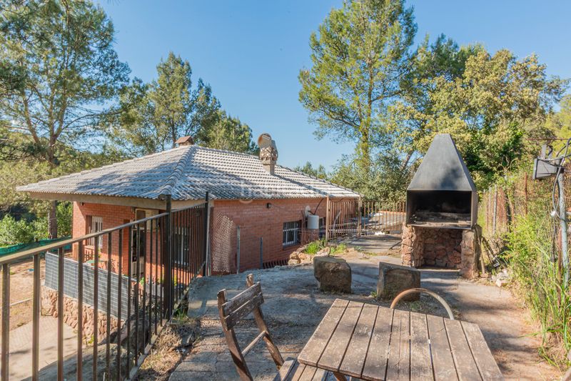 Foto d90a93ba-bd76-46a6-842c-f95419197112. Casa amb calefacció aparcament a Vacarisses