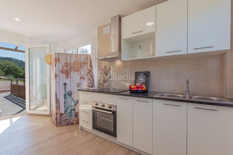 Foto a248880d-93ef-4753-b556-5b82112c9a1c. Casa amb calefacció aparcament a Vacarisses