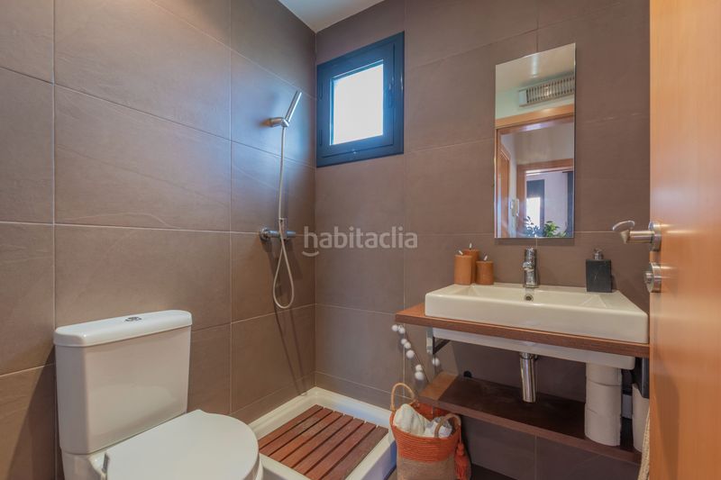 Foto 8fe19264-ef1a-4fdf-8983-e80ae103a758. Casa aparellada amb calefacció aparcament a Rellinars