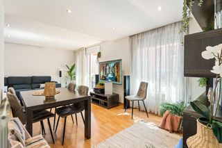 Etagenwohnung in Eixample. Piso a cinco minutos del centro de sabadell