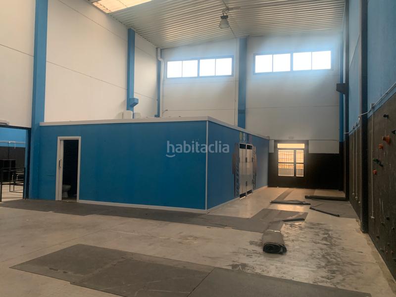 Foto 775f6e17-66a4-4afe-b44b-741c861ba71e. Rent industrial building in n/a in Altos del Olivar-El Caracol Valdemoro