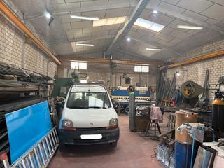 Nau industrial a Avenida yeseros 38. Nave en venta con puente grua
