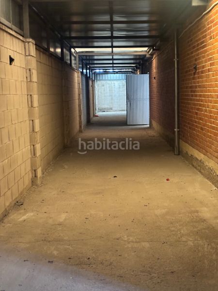 Foto 90f54310-fd30-4aa6-852c-6c0e4e2a62aa. Rent industrial building in calle cormoranes 2 in Pinto