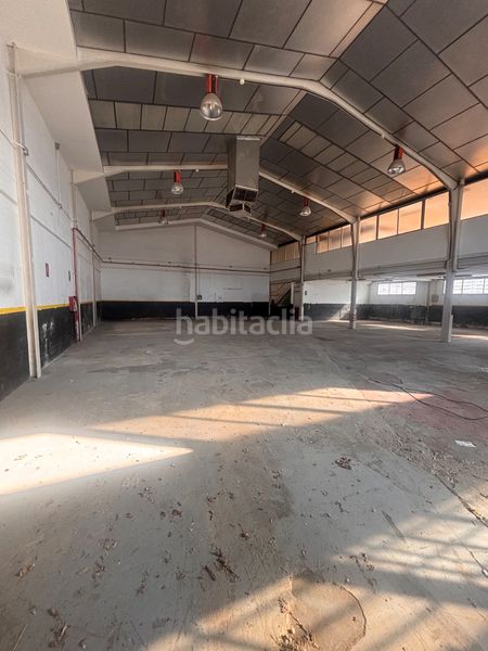 Foto 8184e9d5-c5eb-4eb1-b591-50577d10694f. Rent industrial building in calle avilés 22 in Zona Industrial Pinto