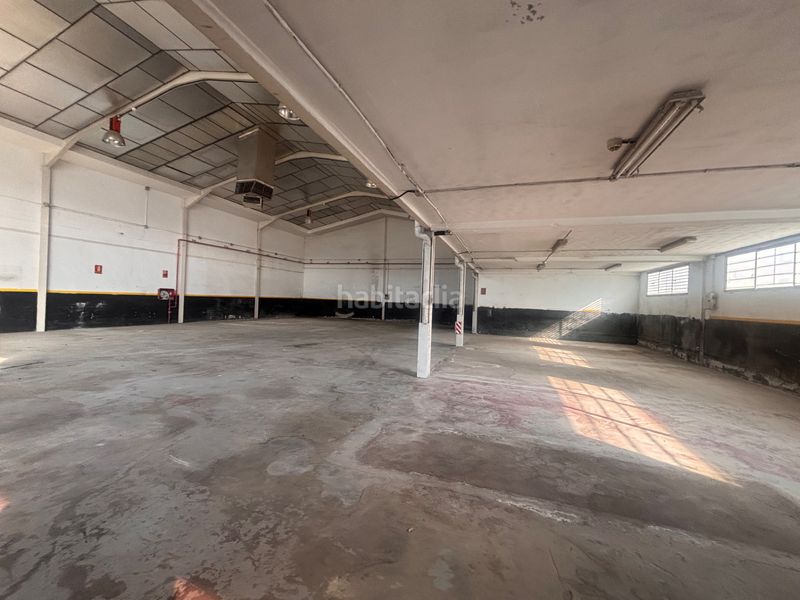 Foto 8a0b6a61-7395-4c12-8ddb-263eb292db43. Rent industrial building in calle avilés 22 in Zona Industrial Pinto