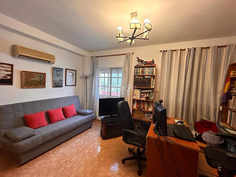 Foto acdac6b0-1cf4-488f-94b4-6d2727ff4147. Haus mit kamin in Barrios (Los)