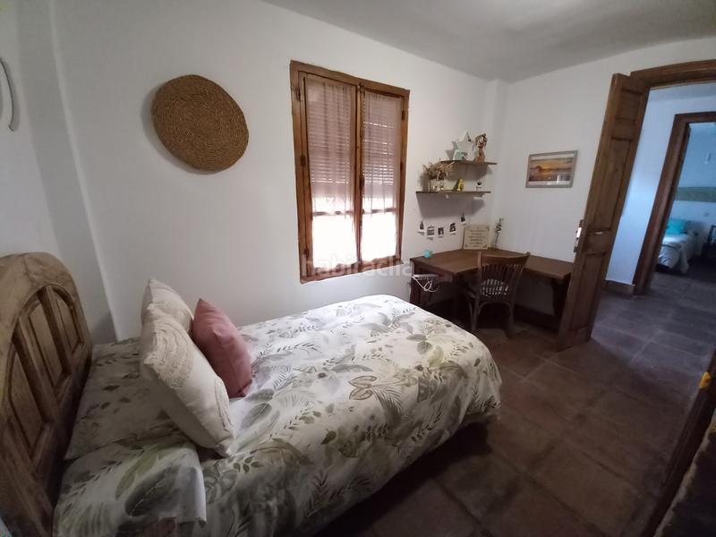 Foto fbe21bc7-6322-4d58-9101-b2cc602427a6. Chalet in San Pedro-Gabriel Miró-María Guerrero Línea de la Concepción (La)