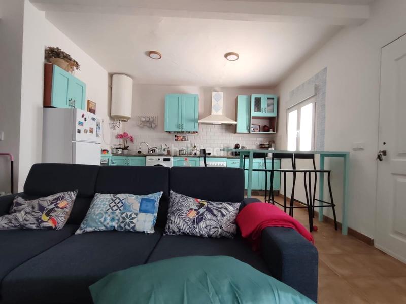 Foto 10eb46c0-01b3-4a8a-84dc-745b3a24ef76. Maison jumelée dans Bajadilla - Fuente Nueva Algeciras