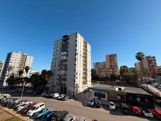 Piso  Avenida italia. ¡venta exclusiva!