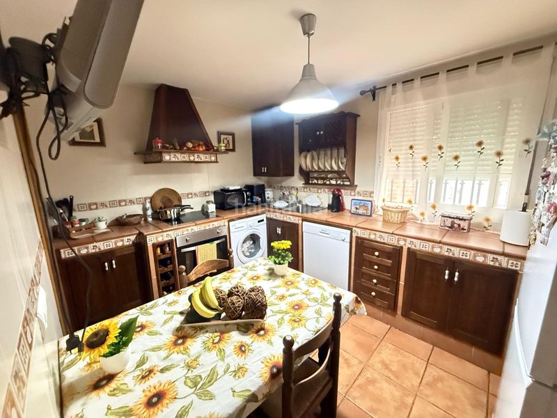 Foto b932eda0-2013-4397-964a-d009452e1cfd. Casa a schiera con camino parcheggio in San Roque pueblo San Roque