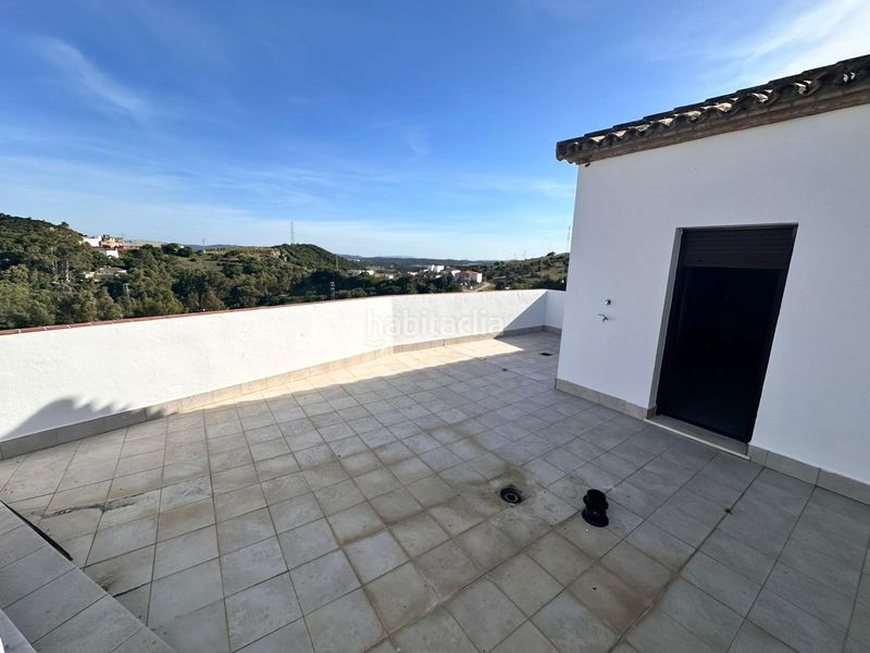 Foto 866e425b-f2c8-49f8-a1a9-cc838cdeda1e. Àtic amb xemeneia a Alcalá de los Gazules