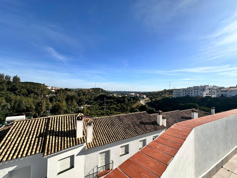 Foto dda9d985-7324-4b9c-b0f5-2e7e4ba2546f. Àtic amb xemeneia a Alcalá de los Gazules