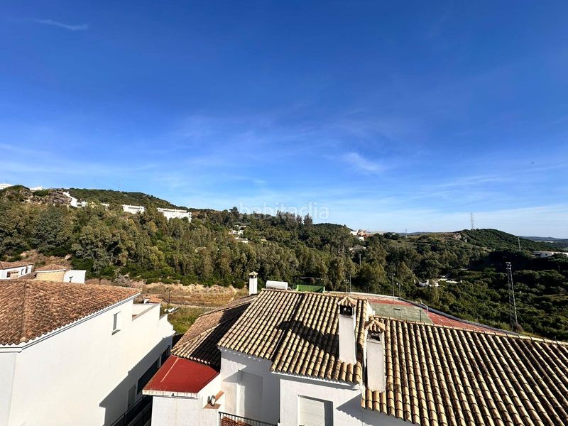 Foto ec54b6e2-34d6-4556-80d7-400a81b05c7f. Àtic amb xemeneia a Alcalá de los Gazules