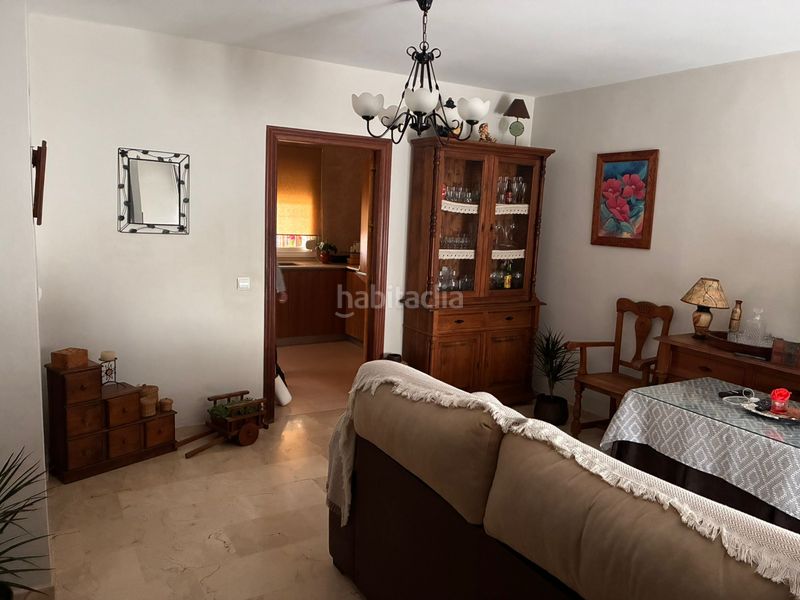Foto e5cef7da-4629-4a09-88b2-7187f042271c. Casa adossada a Taraguilla-Estación San Roque