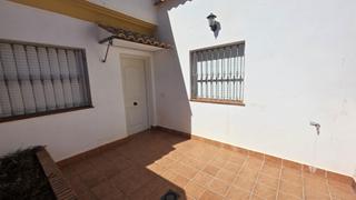 Casa adosada  Calle almería. Vivienda de planta baja en fondon