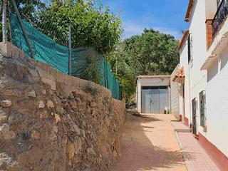 Local commercial à Fondón. Almacen con opcion de construcion en benecid