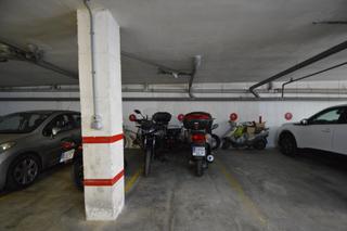 Aparcament de moto  Tejar. Plaza parking para motos o vehiculo pequeño zapillo
