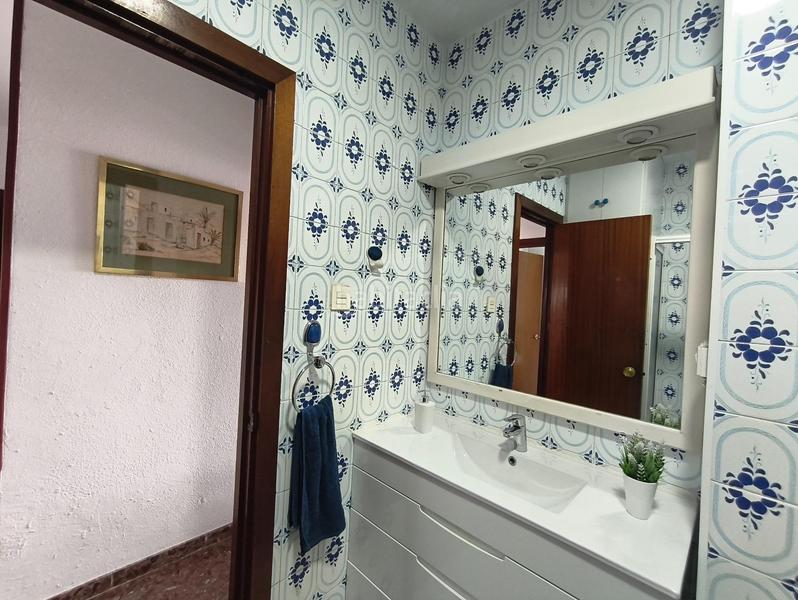 Foto 597b3718-0196-453f-b3ef-1bd706fcc82d. Alquiler piso alquiler piso larga duración, en primera línea de playa en Adra