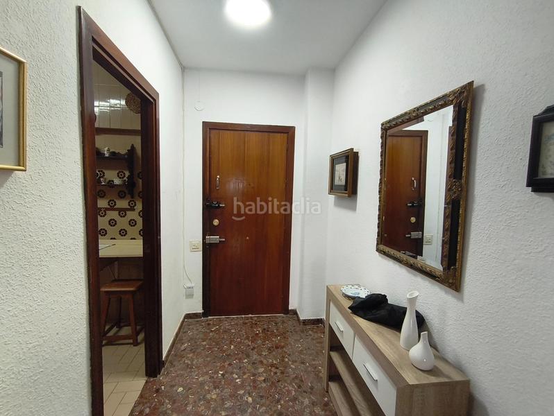 Foto dfb909c7-0053-4425-bc49-9f5bb7695f69. Alquiler piso alquiler piso larga duración, en primera línea de playa en Adra