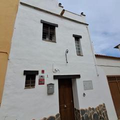 Casa a Plaza marín 1. Estilo rustico de hogar
