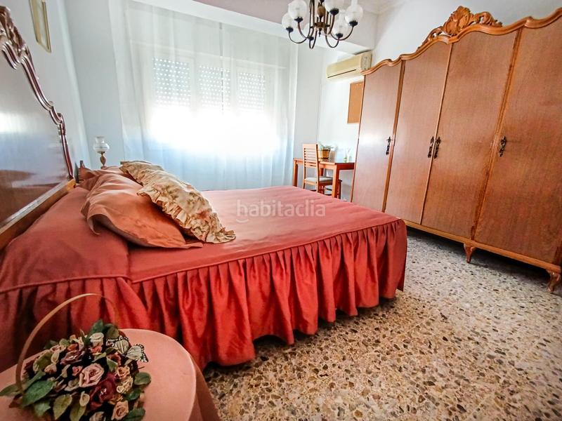 Foto 38e06ab8-6002-4357-97e0-edeb58c6b97e. Alquiler piso alquiler de vivienda para estudiantes 4 dormitorios en Almería