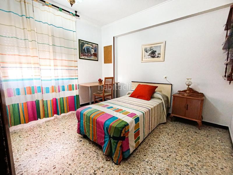 Foto ce465d67-28e0-4fe3-83cc-413c6573302e. Alquiler piso alquiler de vivienda para estudiantes 4 dormitorios en Almería