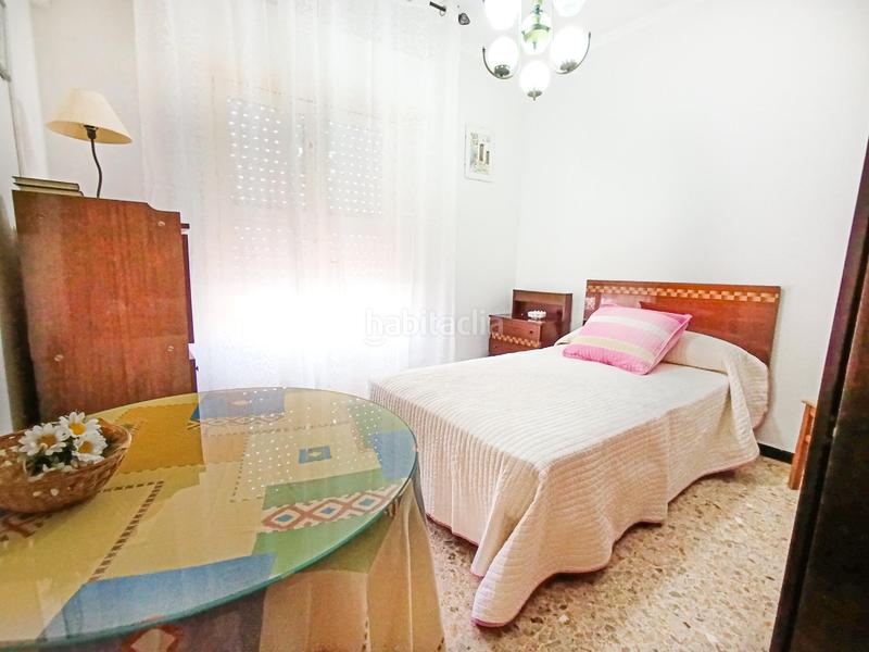 Foto e0205300-b496-4b9f-8935-0e1ce9df7125. Miete etagenwohnung in Barrio Alto - San Félix Almería