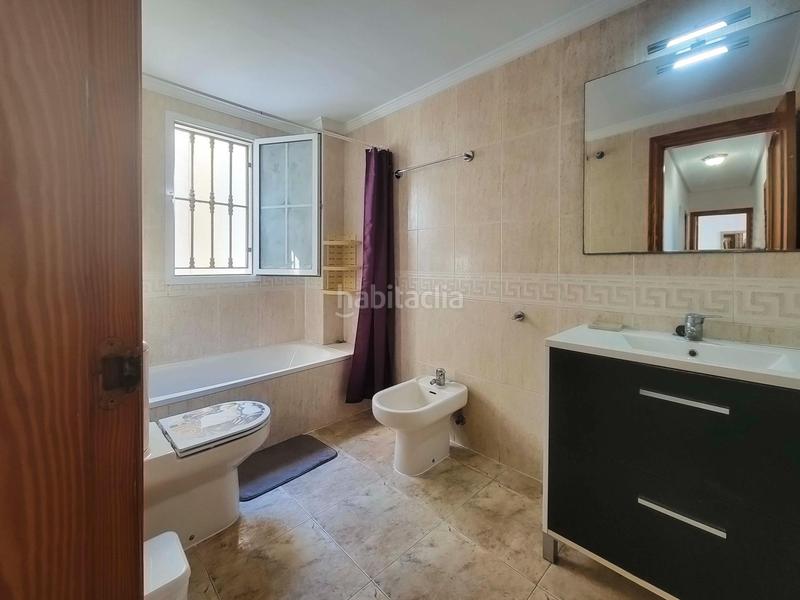 Foto 692ee0fa-5460-43d8-9cfc-ae1d5a03c6c7. Rent penthouse with heating in Ciudad Jardín - Tagarete - El Zapillo Almería