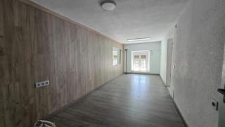 Casa  Calle granada 32. Vivienda en pleno centro de laujar de andarax a pie de calle.