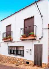 Casa  Maravillas. Encantadora casa de dos plantas reformada en padules