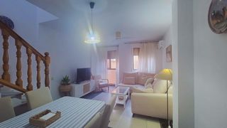 Affitto Duplex in Ciudad Jardín - Tagarete - El Zapillo. Piso duplex muy nuevo solo para estudiantes