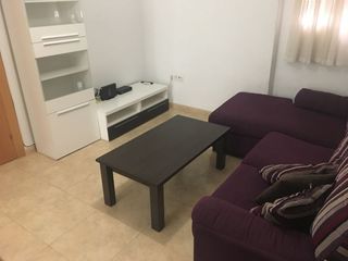 Rent Flat in Ciudad Jardín - Tagarete - El Zapillo. Piso en alquiler para estudiantes en el zapillo