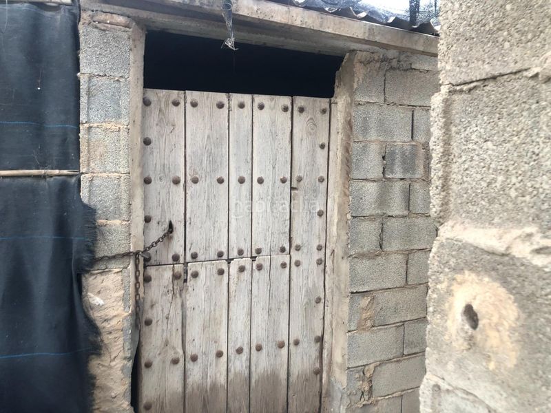 Foto 22fa51ce-16c1-4aee-bda1-496dfc9c31c0. Masia a Adra