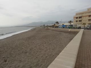 Affitto Appartamento in Balerma. Alquiler temporada escolar primera linea playa balerma