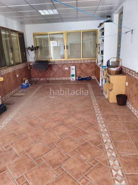 Foto c4ce76d3-3146-4007-aae1-f30c65bbcfc0. Casa amb aparcament a Adra