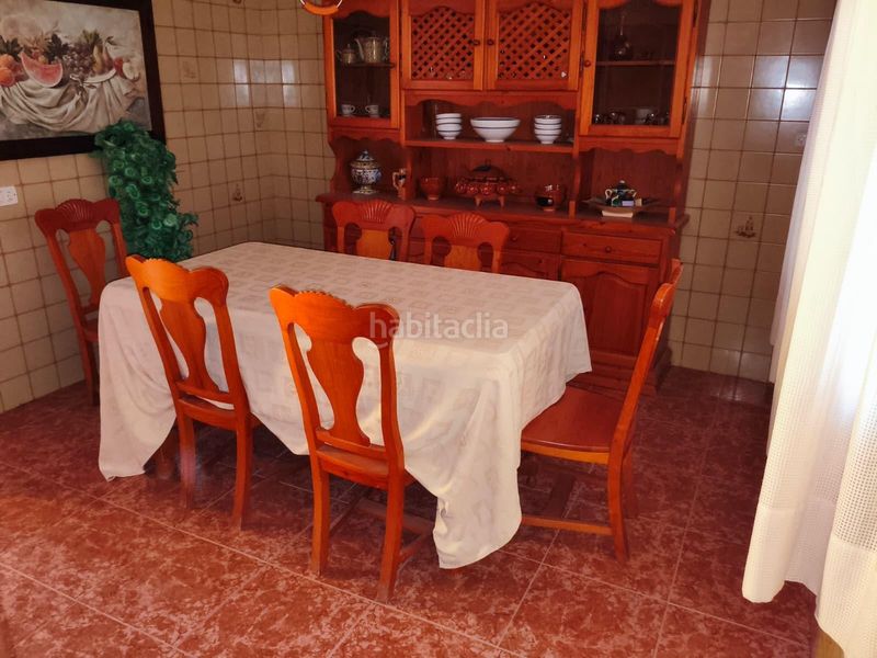 Foto cd4e43d8-f082-4927-97a4-16583e31b4e0. Casa amb aparcament a Adra