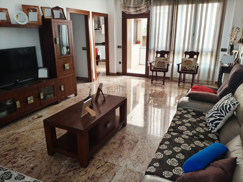 Foto aa7b4d29-7ab8-4a6b-8588-7531db0ed0c5. Casa amb aparcament a Adra