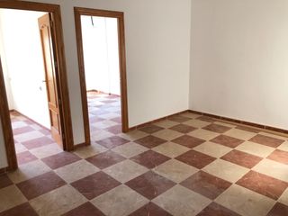 Flat in Adra. Bonito piso muy amplio y economico